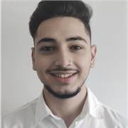 Soy estudiante de Desarrollo de aplicaciones web. Doy clases a personas que estudian informática